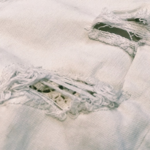 FREE PEOPLE Distressed Off-White Jeans - Picture 2 of 5